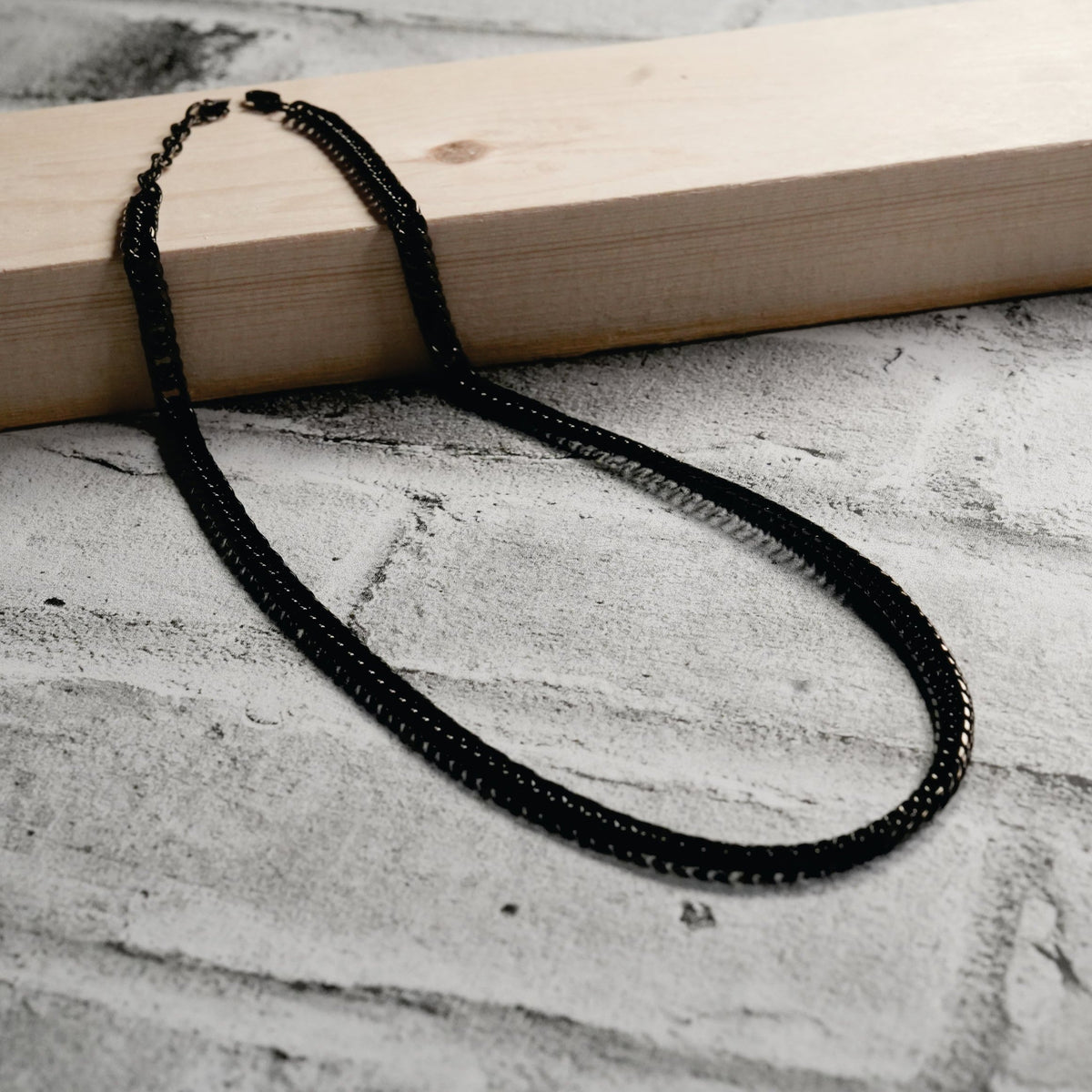 HACKNEY NINE ABASI black carbon chunky link chain, alternate view