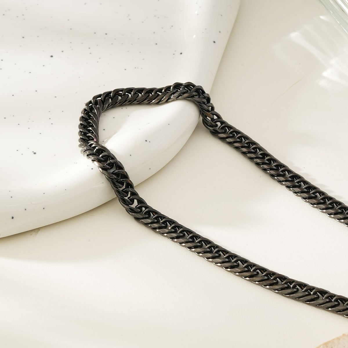 HACKNEY NINE ABASI black carbon chunky link chain, alternate view