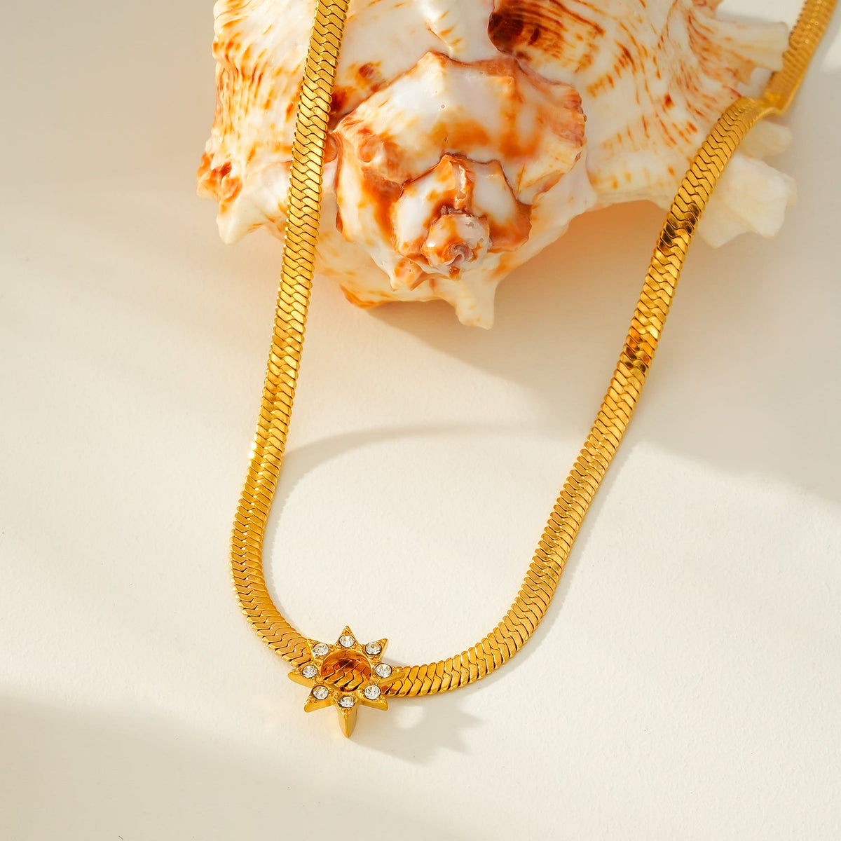 HACKNEY NINE AGULHAS gold snake chain necklace with zirconia star charm, alternate view