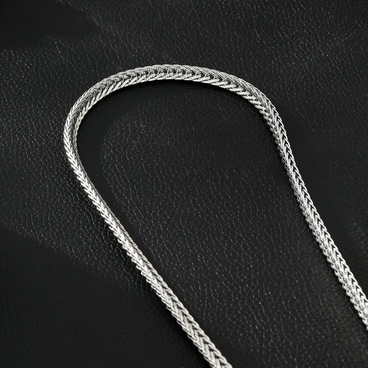 HACKNEY NINE ALICE silver chunky link chain necklace with ring fastener pendant, alternate view