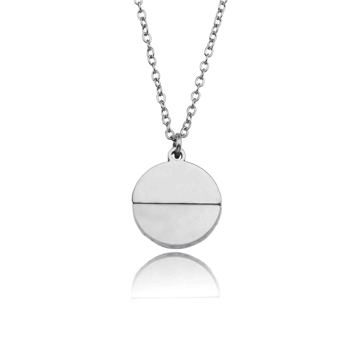 HACKNEY NINE EMERSYN silver necklace with metal and shell circle pendant