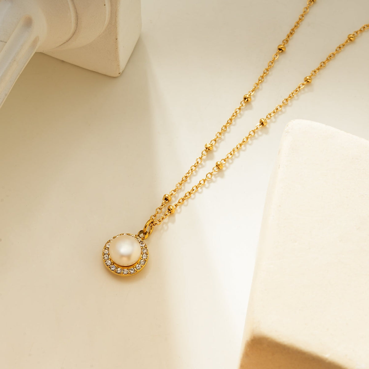 HACKNEY NINE LATAHIA gold beaded chain necklace with freshwater pearl pendant, alternate view
