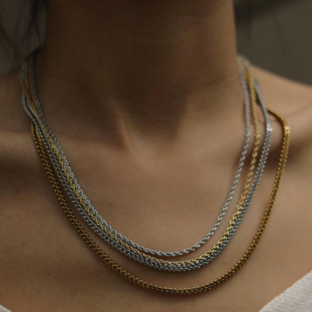 HACKNEY NINE FARAH 24-inch silver Cuban link chain necklace, alternate view